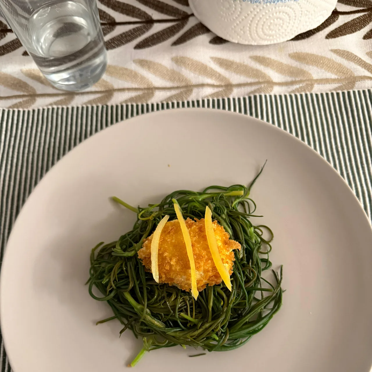Uovo poché fritto con agretti