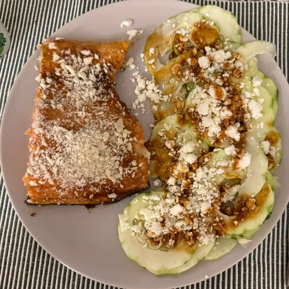 Con cetrioli e feta